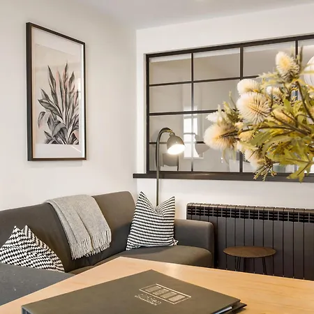 296 - Hébergement de vacances *