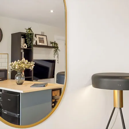 296 - بيت للعطل *